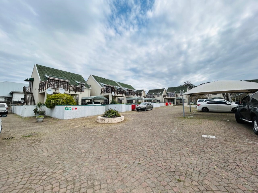 2 Bedroom Property for Sale in Southernwood Eastern Cape